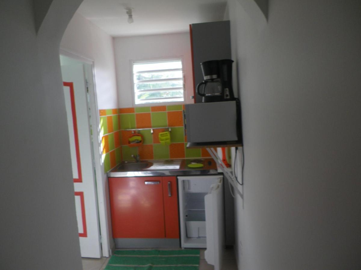 Appartamento Immeuble Nebot Grand-Bourg  Esterno foto